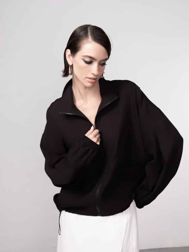 Haako zip front shirt, black