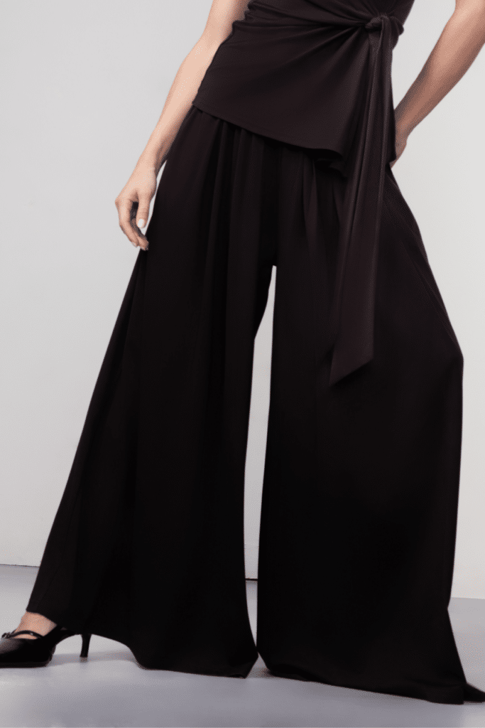 Haako wide-leg trousers, black
