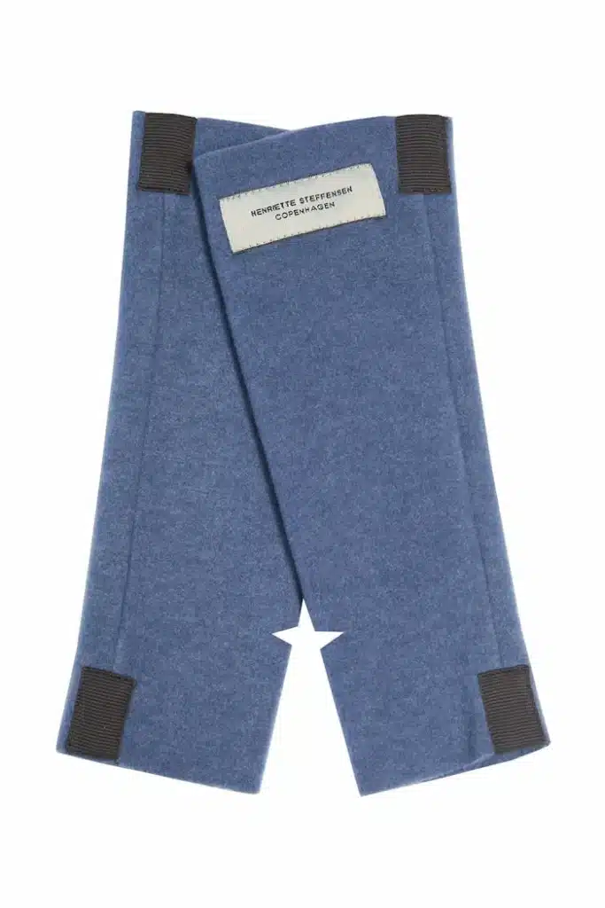 Henriette Steffensen wrist warmers